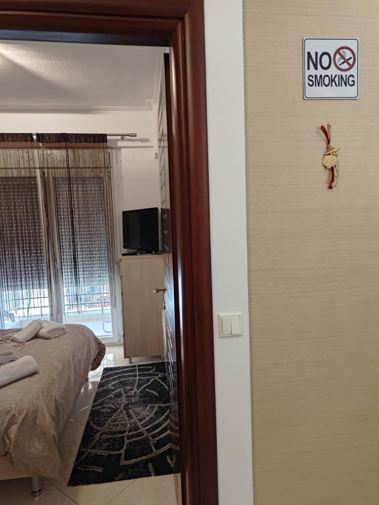 Jordan Downtown Apartment & Parking กาเตรินี ภายนอก รูปภาพ
